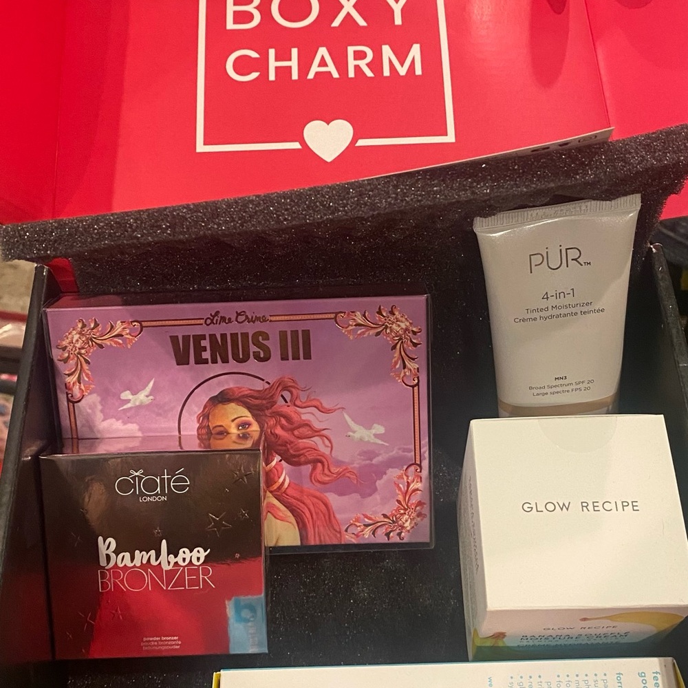 Boxycharm bundle NWT pur tinted moisturizer, eyeshadow, bronzer, glow, etc